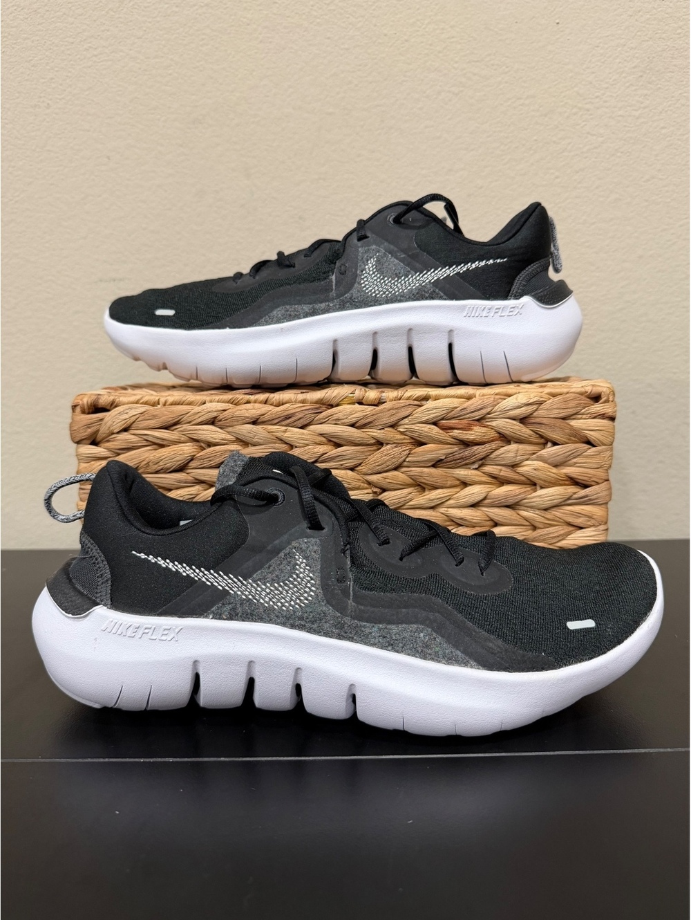 Size 9.5 - Nike Flex Run 2021 “Black White”